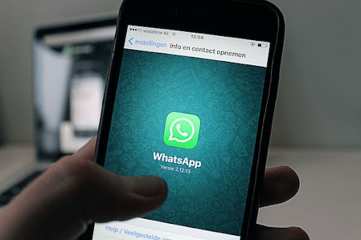  واتساب WhatsApp يعمل على تطوير أداة النشرات الإخبارية
